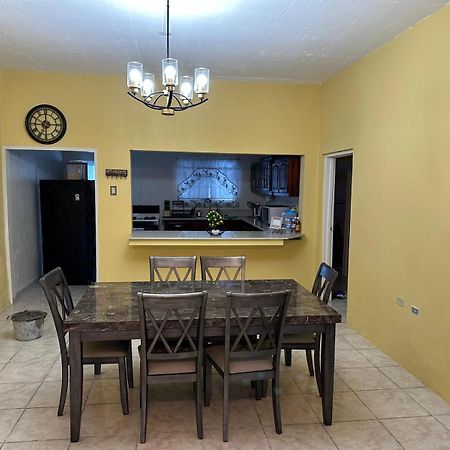 St Bess Comfort Style Black River Exterior foto